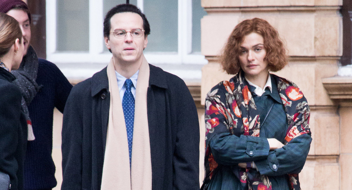 Rachel Weisz has a bad hair day on the set of Denial whilst filming with Andrew Scott Featuring: Rachel Weisz, andrew scott Where: London, United Kingdom When: 03 Jan 2016 Credit: WENN.com
