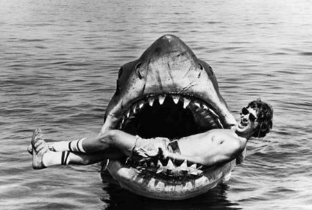 jaws_speilberg_in_mouth
